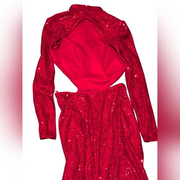 NWT~Stunning LaFemme Fashion Red Sequin Backless Formal Dress - Picture 10 of 16
